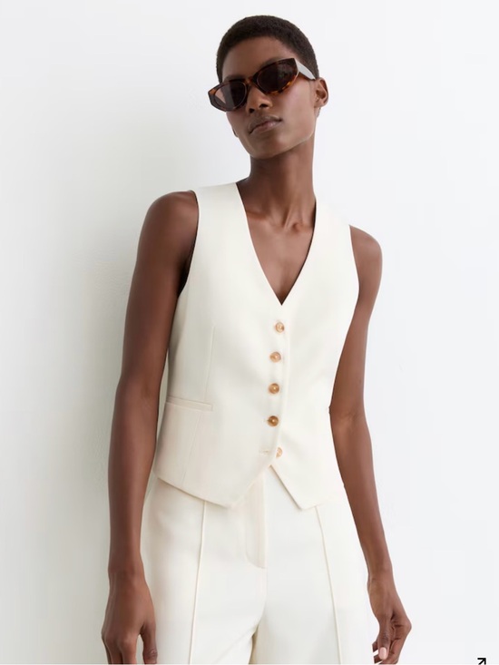 Reiss Tops - Reiss Button-Through Tailored Waistcoat